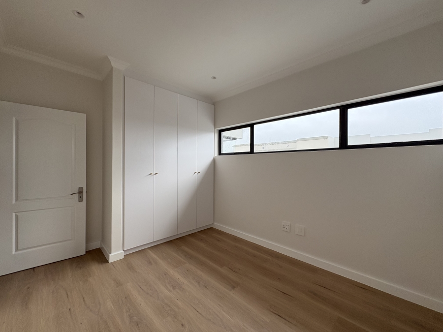 4 Bedroom Property for Sale in Sandown Western Cape